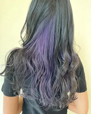 ロング インナーカラー👾 Chibiのヘアスタイル