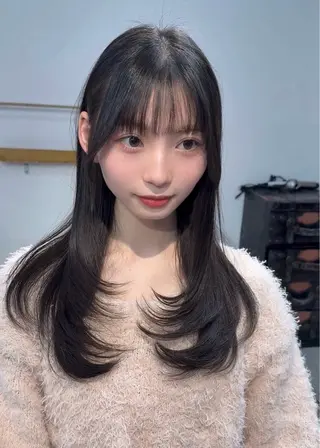 セミロング 大人可愛いヘア 大田のヘアスタイル