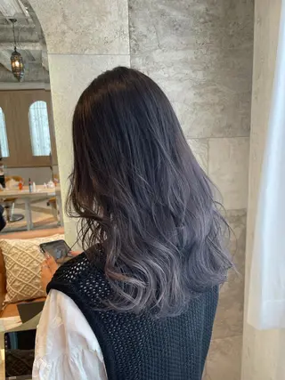 セミロング カラー 栗原 瑠世のヘアスタイル