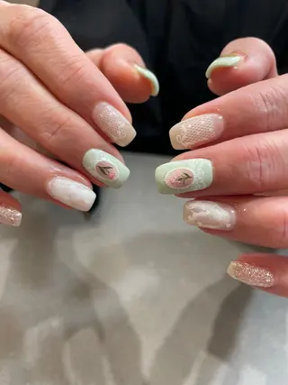 ミディアム colorer suuuのネイルデザイン