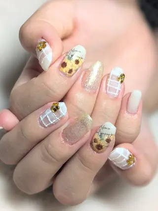 ネイル pureru所属・Pureru✨ 🌹yukoのネイルデザイン