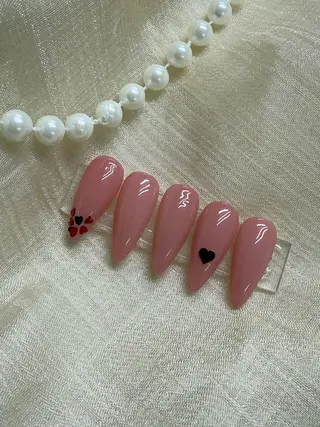 ネイル R nailsalon所属・Rネルサイン よ よのネイルデザイン