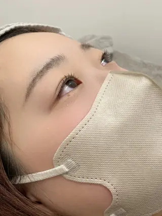 マツエク・マツパ UNDRvr Fukaのヘアスタイル