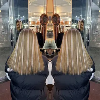 セミロング レイヤー/ボブ/ ミニボブ/AOIのヘアスタイル