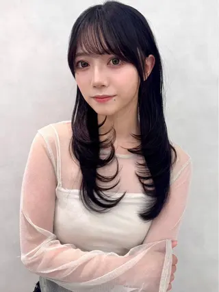 セミロング カラー ヘアアレンジ 透明感カラー🪽🫧 noaのヘアスタイル