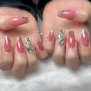 ネイル noir 岡崎のネイルデザイン