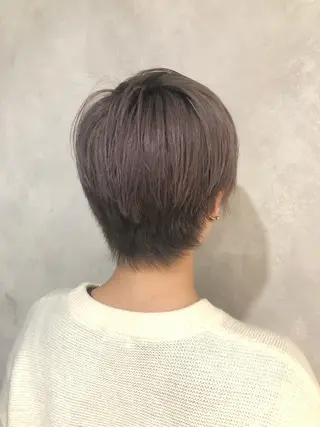 ショート カラー 艶カラー×似合わせ カットshihomiのヘアスタイル