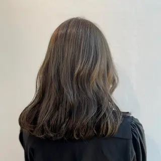 ミディアム カラー 飯田 優花/カットモデルのヘアスタイル