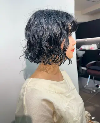 ショート カラー パーマ ヘアアレンジ ボブ/ツヤベージュ 🫧クルミ🌟のヘアスタイル