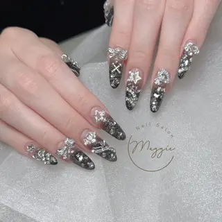 ネイル Maggie Nail🦩のネイルデザイン