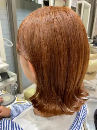 セミロング カラー 土屋 咲希のヘアスタイル