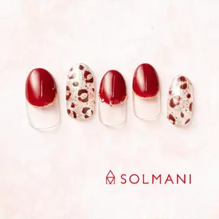ネイル SOLMANI 予約担当のネイルデザイン