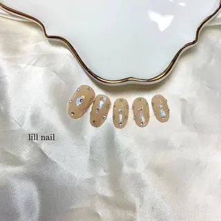 ミディアム pllia beautyのネイルデザイン