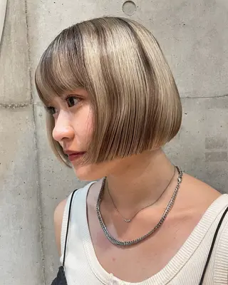 ショート カラー 🫧ケアダブルカラー /KUREのヘアスタイル