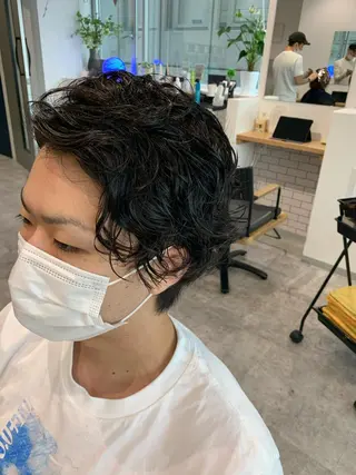 メンズ ヨシミ カズヤのヘアスタイル