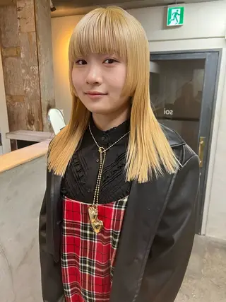 ロング 東のりか/ハイトーン ブリーチカラー/ボブのヘアスタイル