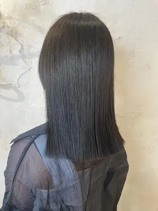 ミディアム マネージャー 山城洸希のヘアスタイル