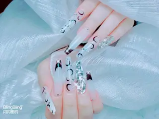 ネイル Zz nail salonのネイルデザイン