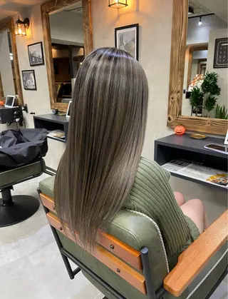 ロング カラー SUNNY ななのヘアスタイル