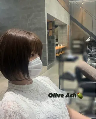 ショート カラー 吉原 美玖のヘアスタイル