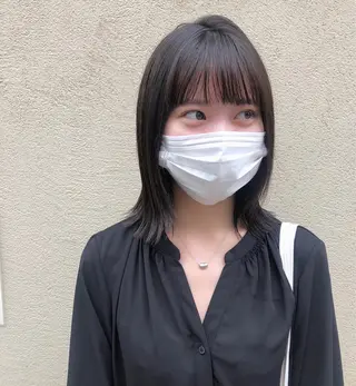 ミディアム 義本 風佳のヘアスタイル