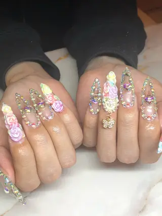 ネイル privatesalon Tresor所属・ni niのネイルデザイン
