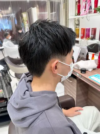 ショート メンズ ナチュラル暖色カラー 🤎 佐藤栞のヘアスタイル