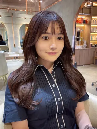 ロング Kanami/韓国風 /艶カラーのヘアスタイル