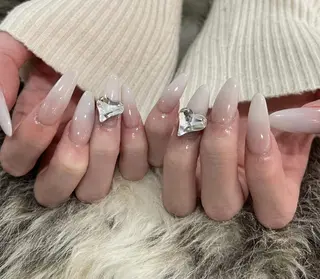 ネイル nail LUNA BLANCのネイルデザイン