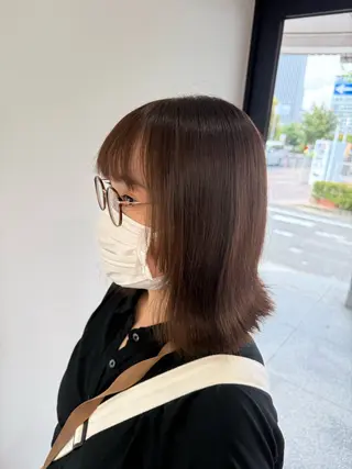 ミディアム 岩渕 愛のヘアスタイル