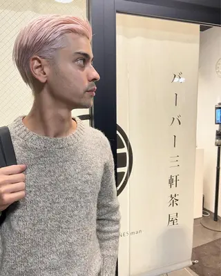 ショート ラヴィザバーバー所属・メンズカット オカムラリョウのヘアスタイル