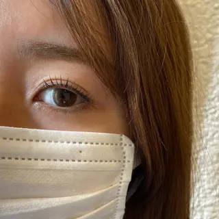 マツエク・マツパ miien(SALONVILLAGE内)所属・MOE /渋谷・明治神宮前のマツエク・マツパデザイン