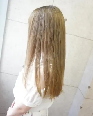 セミロング 羽田 hadaのヘアスタイル