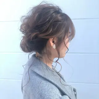 セミロング ヘアアレンジ マエダ リョウのヘアスタイル