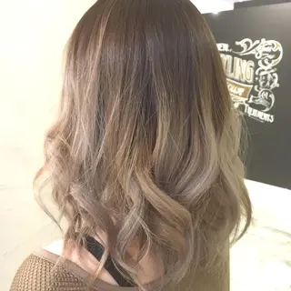 ミディアム セミロング ロング カラー LoRE hair 四条河原町 西尾友里のヘアスタイル