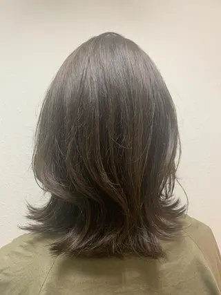 セミロング エンドウ ミノリ🤎 /半個室/レイヤーのヘアスタイル