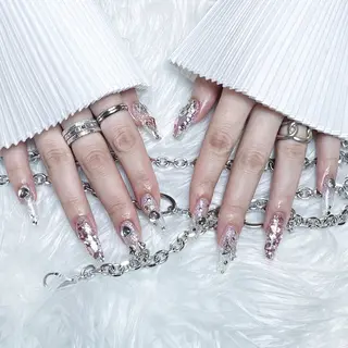 ネイル ☁️Yun nail Rin☁️のネイルデザイン