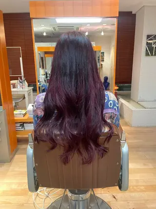 カラー L'arte所属・松並 直のヘアスタイル