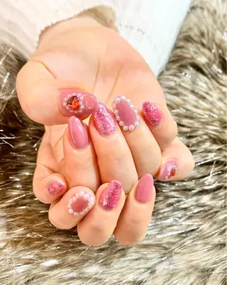 ネイル 🌙都岡 ムーンネイルのネイルデザイン