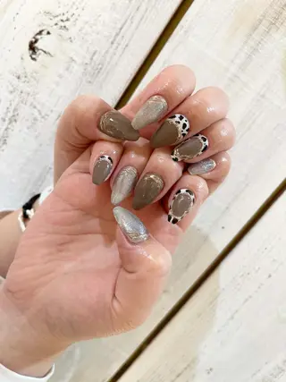 ネイル 高尾 梨花のネイルデザイン