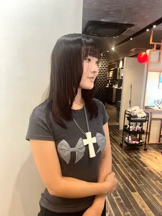 ミディアム Aya/四条烏丸/ インナーカラーのヘアスタイル