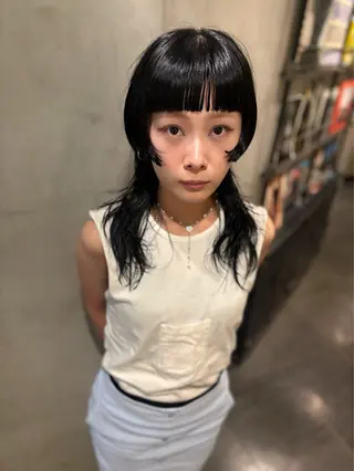 セミロング カラー 優 作のヘアスタイル