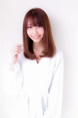 セミロング カラー CHAINON 近鉄奈良店のヘアスタイル