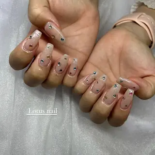 ネイル privatesalon  Lotusnail所属・Lotus nailのネイルデザイン