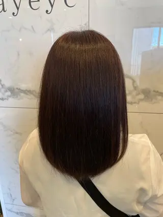 カラー 岡村 真子のヘアスタイル