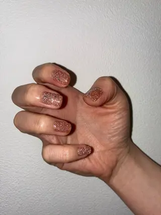 ネイル quro.n立川店所属・quro.n ☕️mariのネイルデザイン