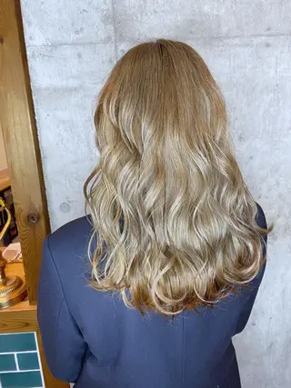 ロング カラー ヘアアレンジ ❤️カラー得意 🧡松浦睦樹❤️のヘアスタイル