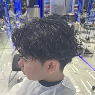 ミディアム パーマ メンズ MEN'S HAIR SENSE 渋谷宇田川交番前 【メンズヘア センス 】所属・♥️モテ髪美容師♠️ REIのヘアスタイル