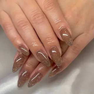 ネイル . 未來のネイルデザイン