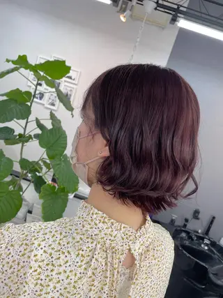カラー オノ アカネのヘアスタイル